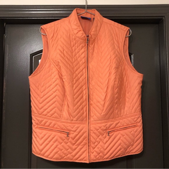 JH Collectibles Jackets & Blazers - JH collectibles full zip orange/peach chevron stitch slim plus sized vest